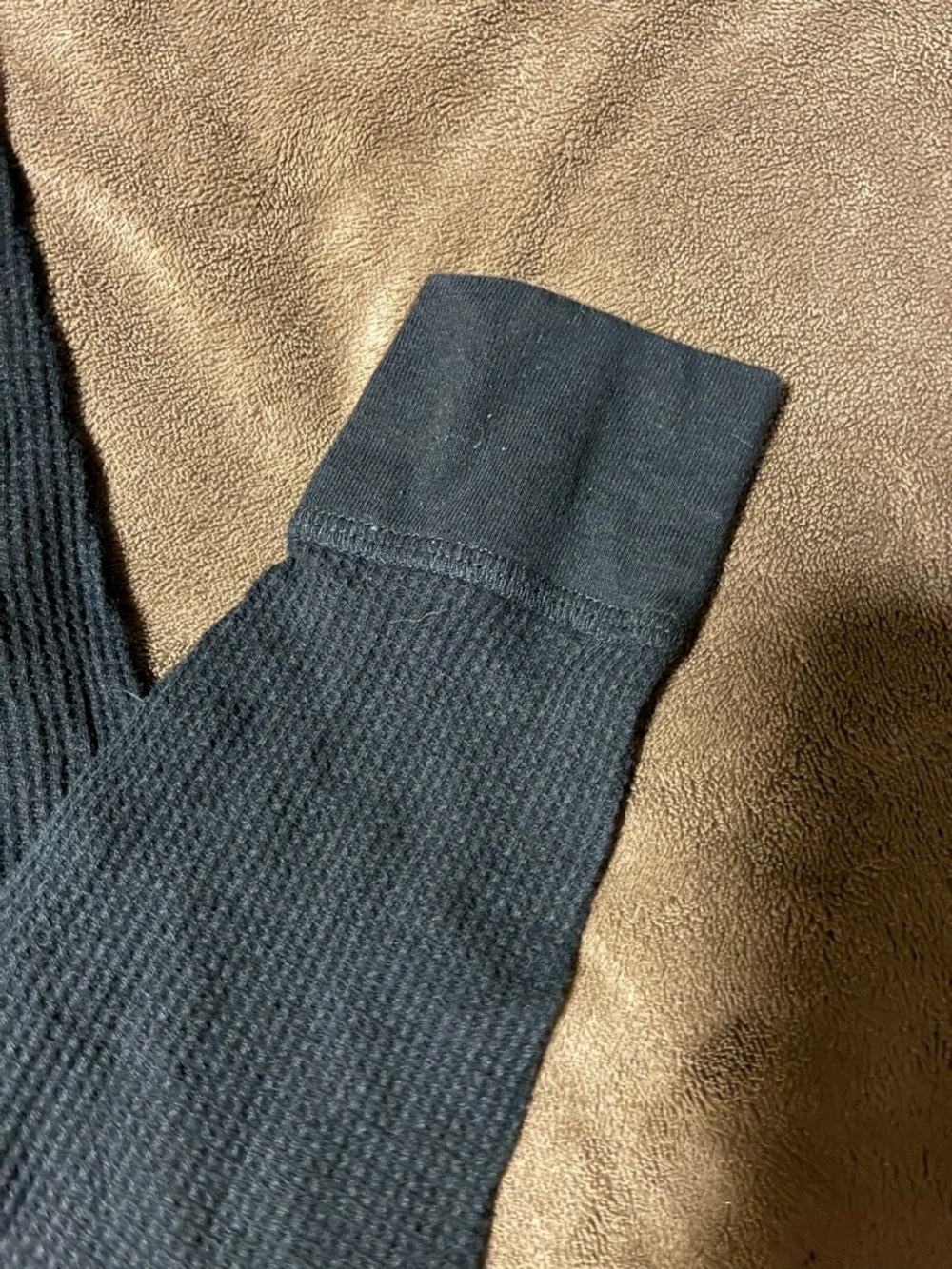 Black Ribbed Thermal Top and Leggings Set boys size 8 - Picture 4 of 5